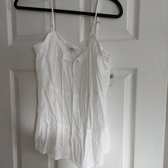 Embroidered Tie-Front Tiered Sleeveless Top - Picture 3 of 4